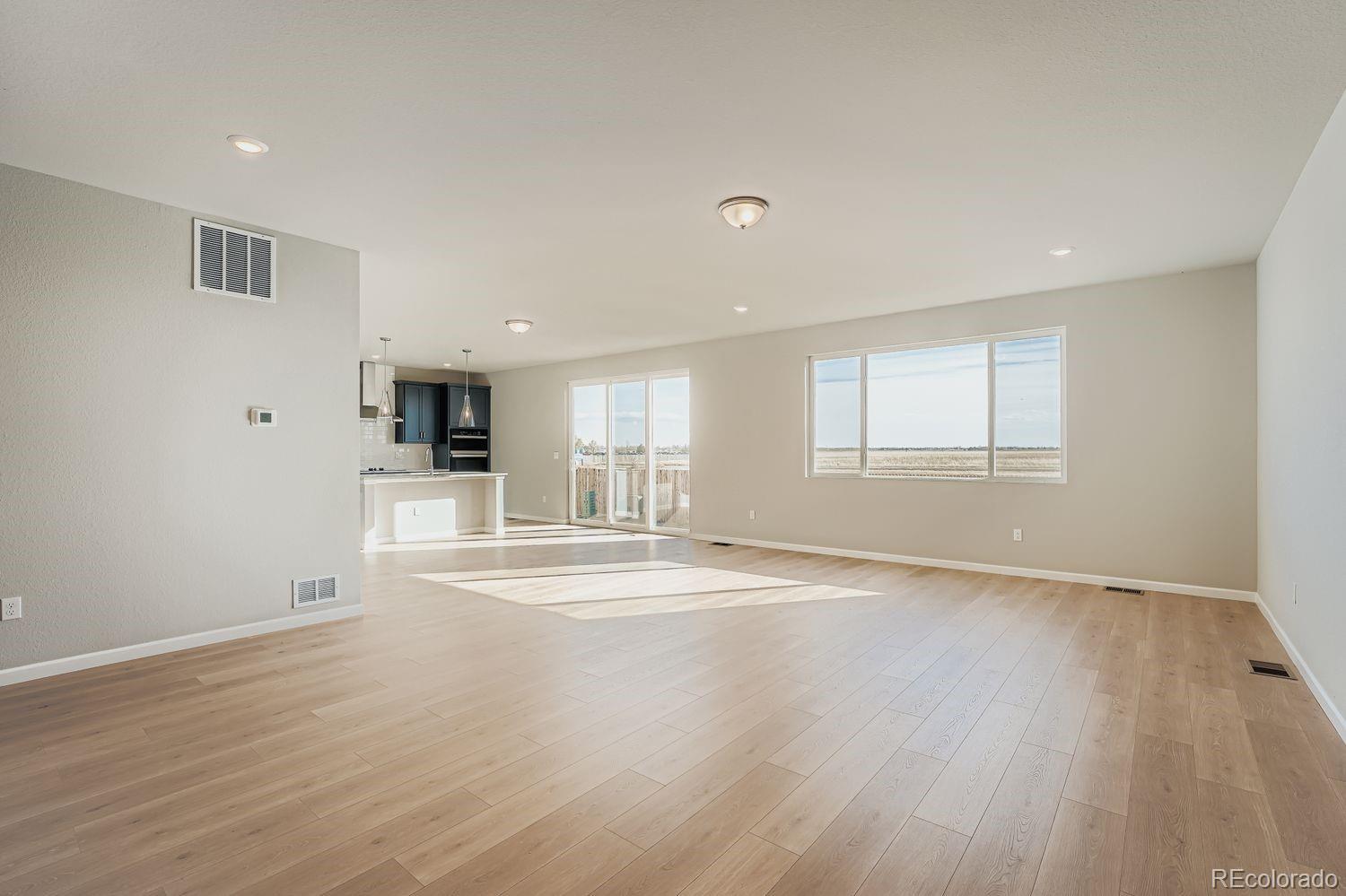 MLS Image #28 for 54960 e 27th avenue,strasburg, Colorado