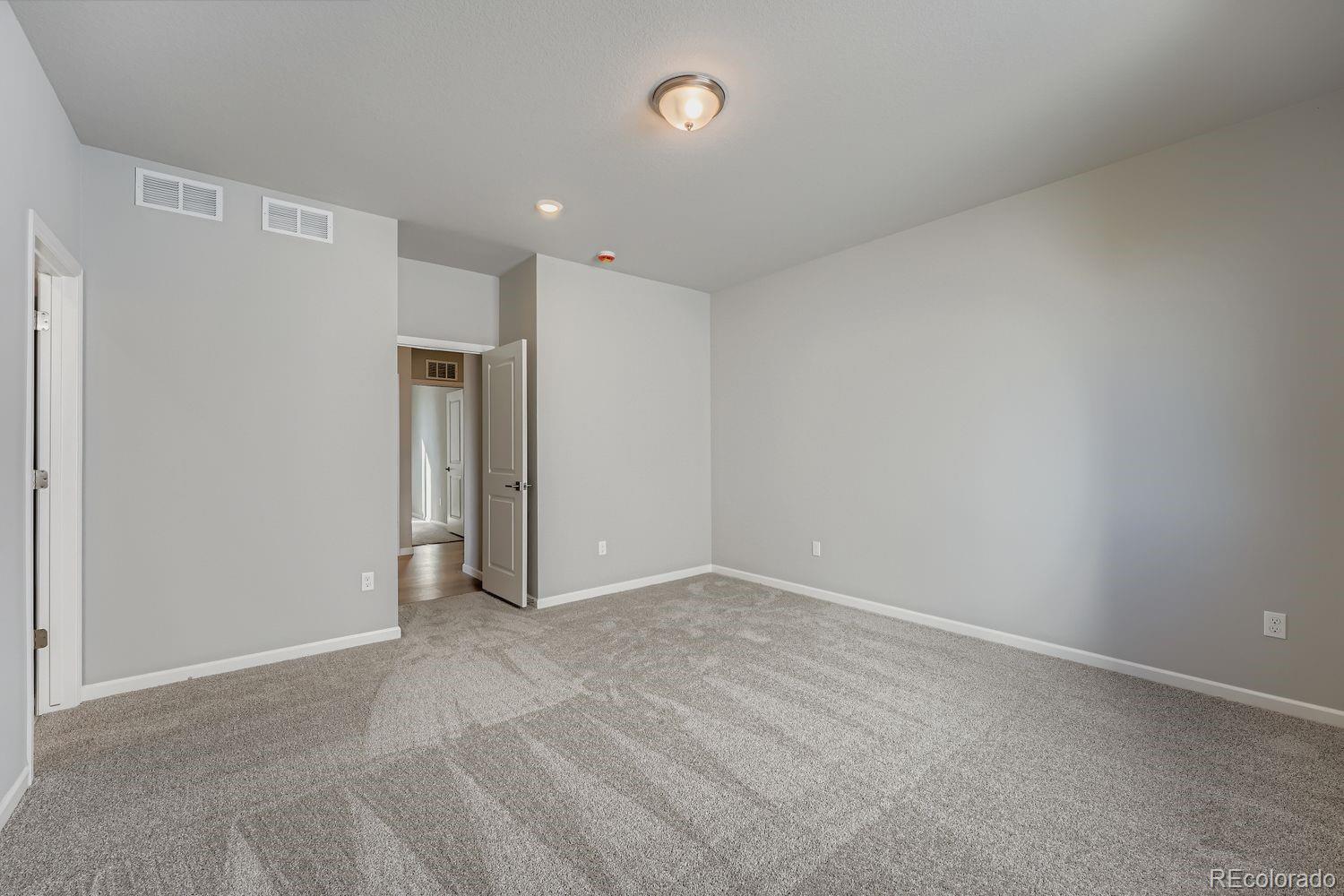 MLS Image #36 for 54960 e 27th avenue,strasburg, Colorado