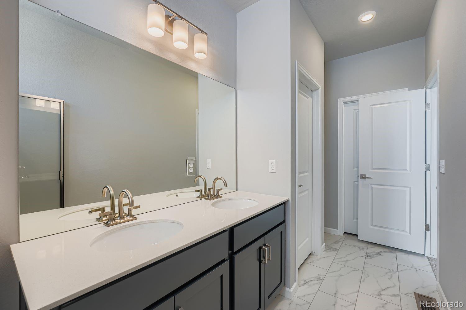 MLS Image #39 for 54960 e 27th avenue,strasburg, Colorado