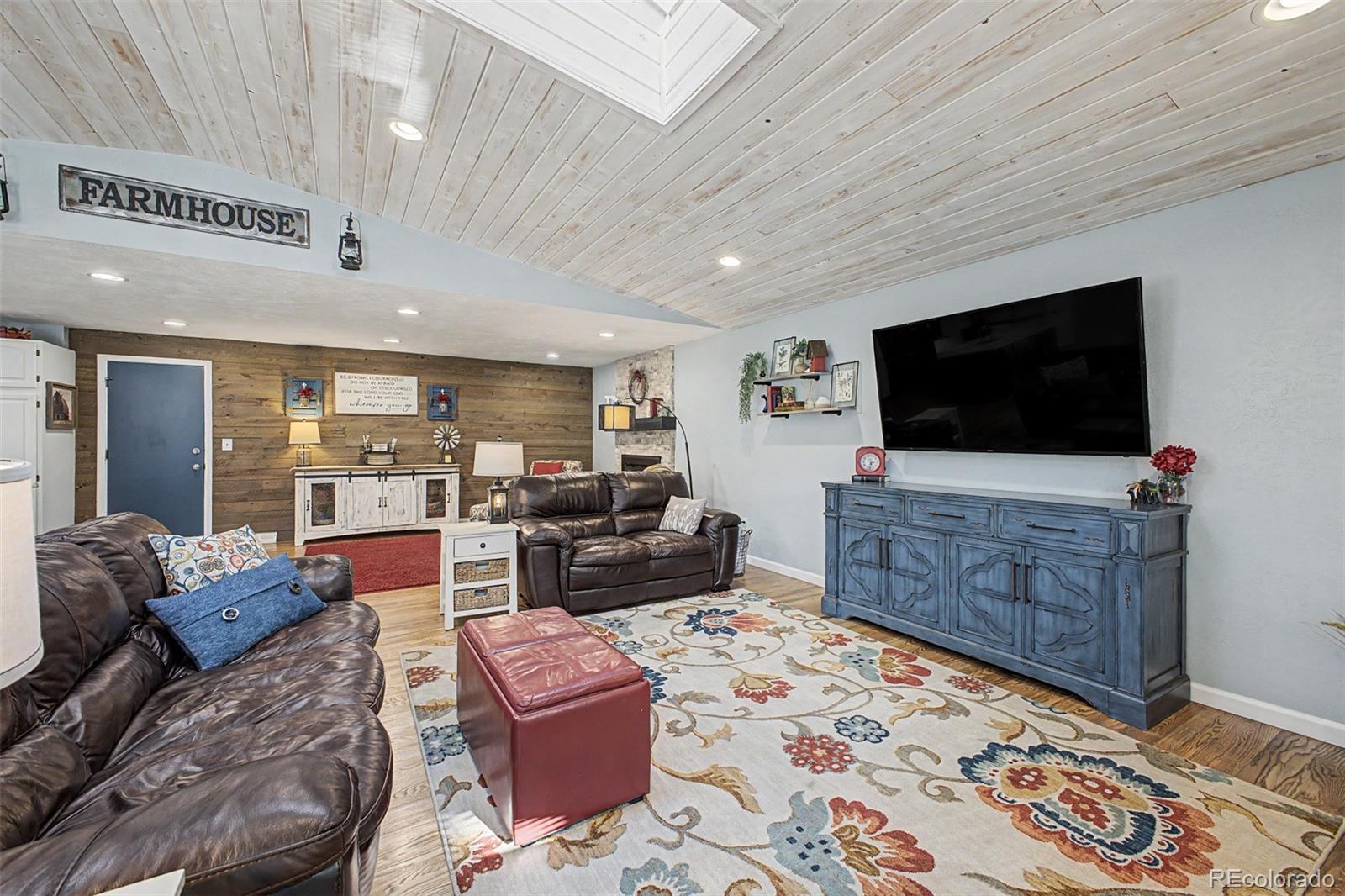 MLS Image #13 for 3105 s beeler street,denver, Colorado