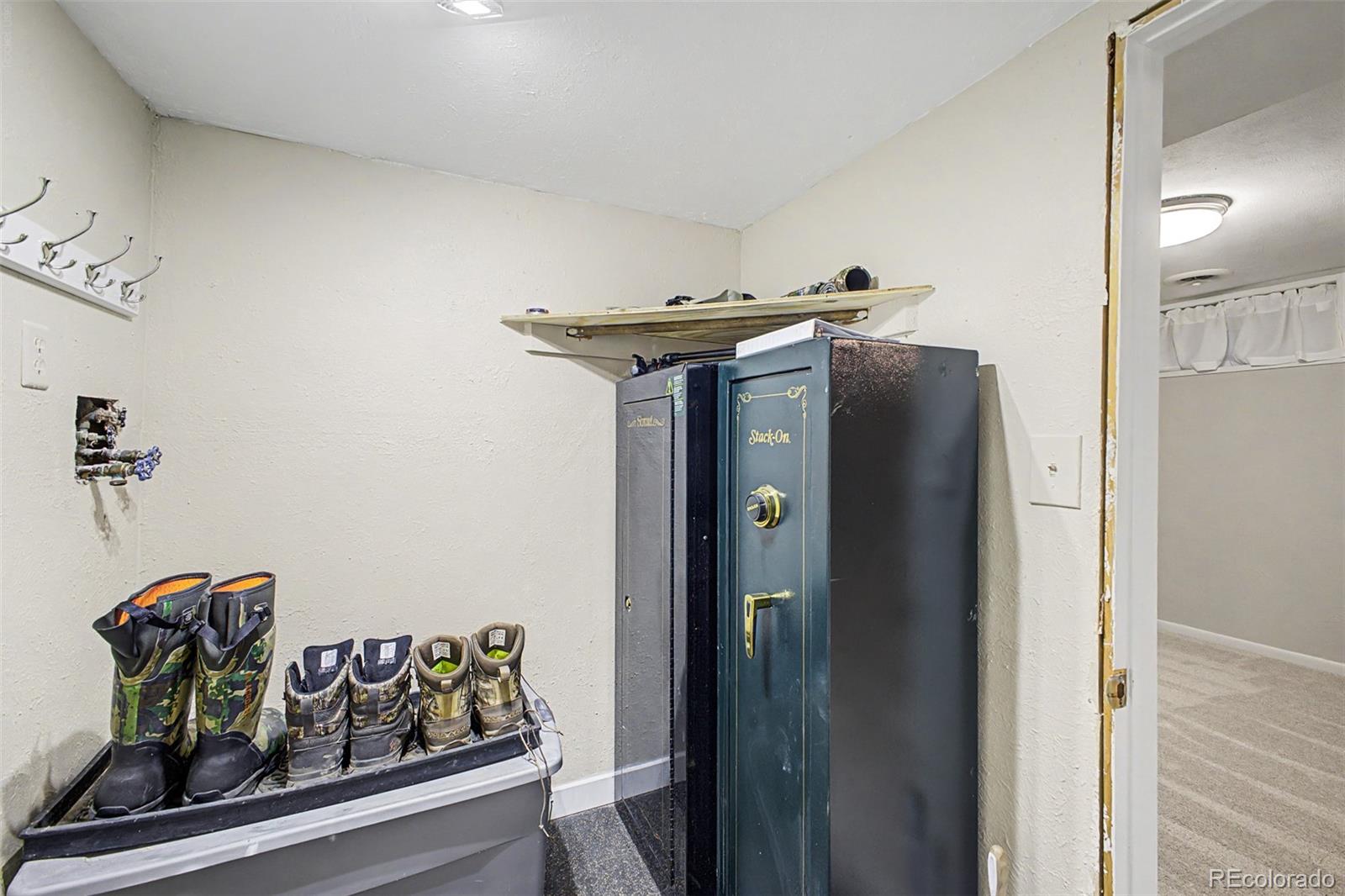 MLS Image #34 for 3105 s beeler street,denver, Colorado