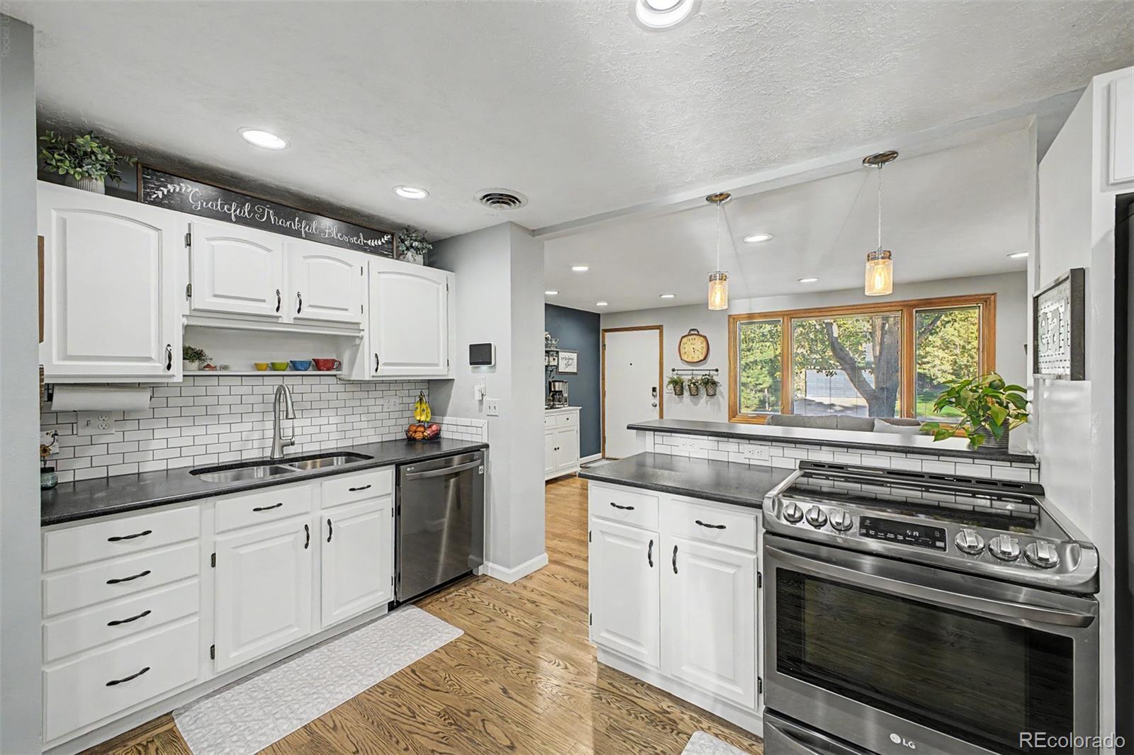 MLS Image #7 for 3105 s beeler street,denver, Colorado