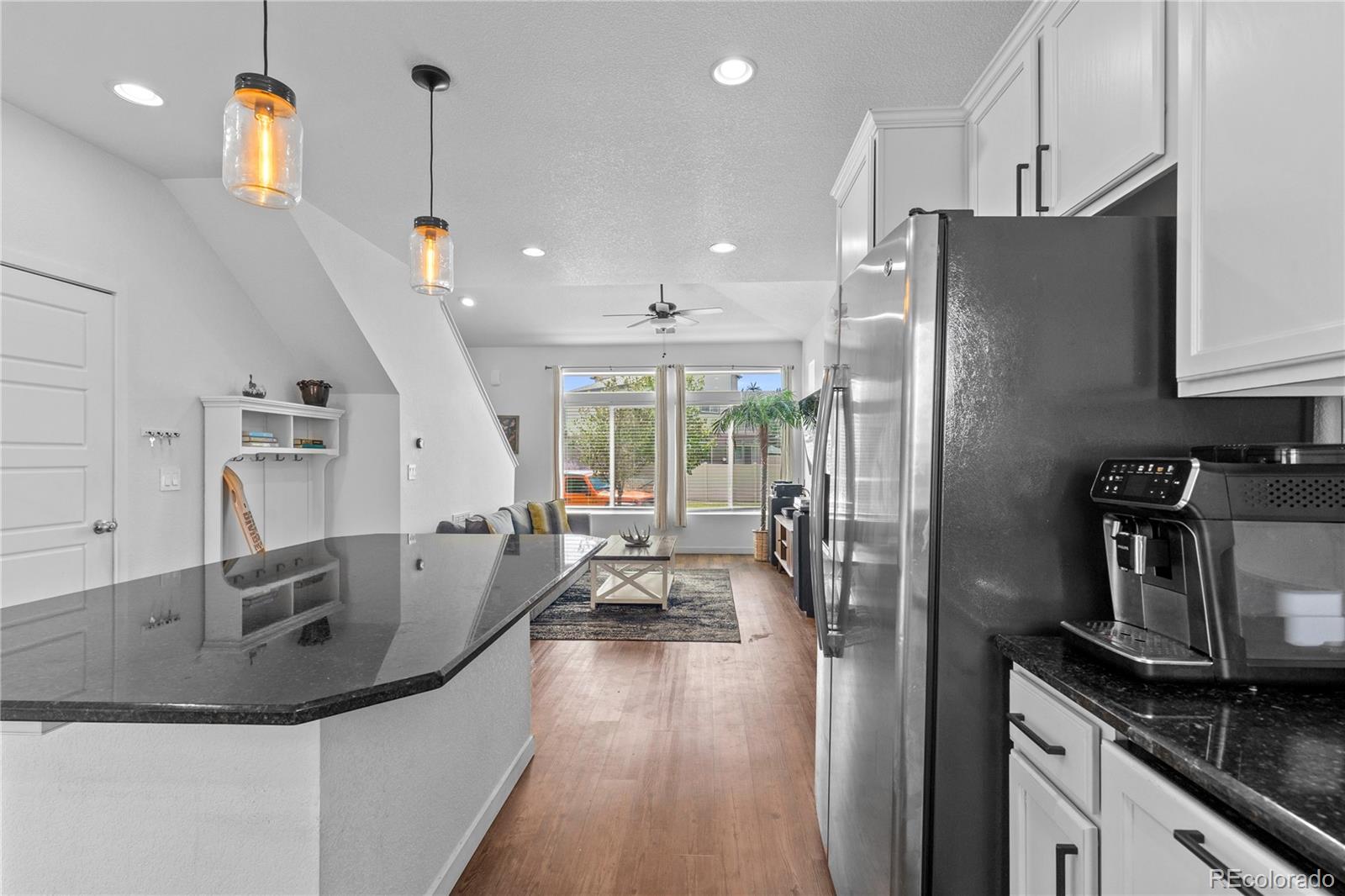 MLS Image #16 for 18631 e 53rd avenue,denver, Colorado