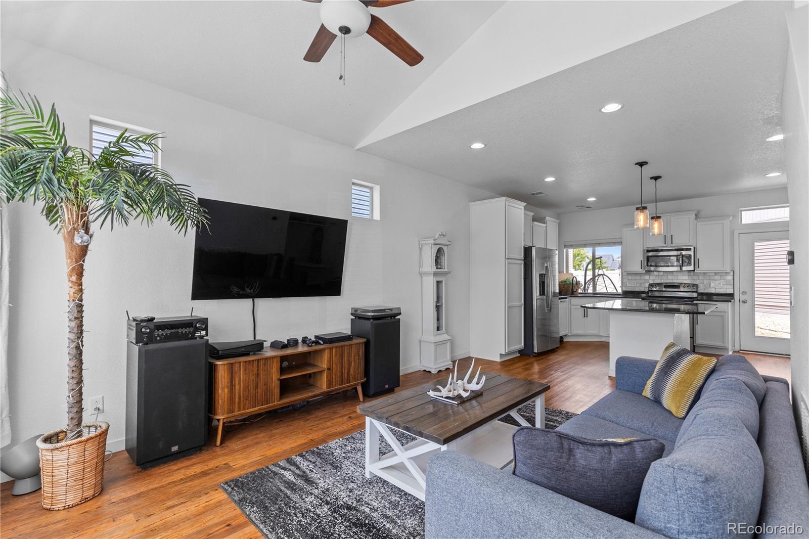 MLS Image #17 for 18631 e 53rd avenue,denver, Colorado
