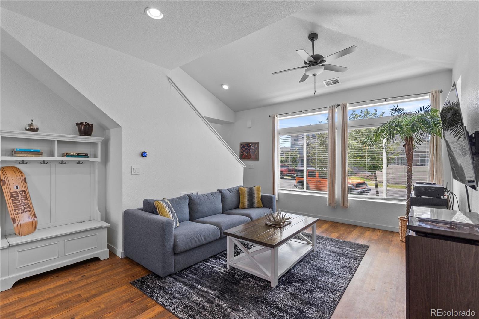MLS Image #21 for 18631 e 53rd avenue,denver, Colorado