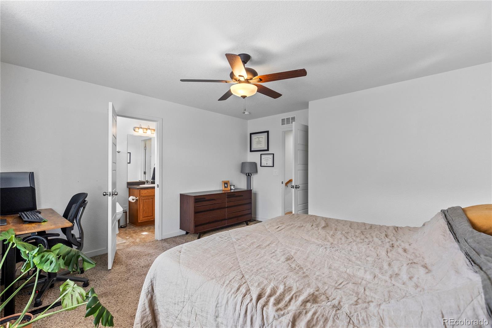 MLS Image #28 for 18631 e 53rd avenue,denver, Colorado