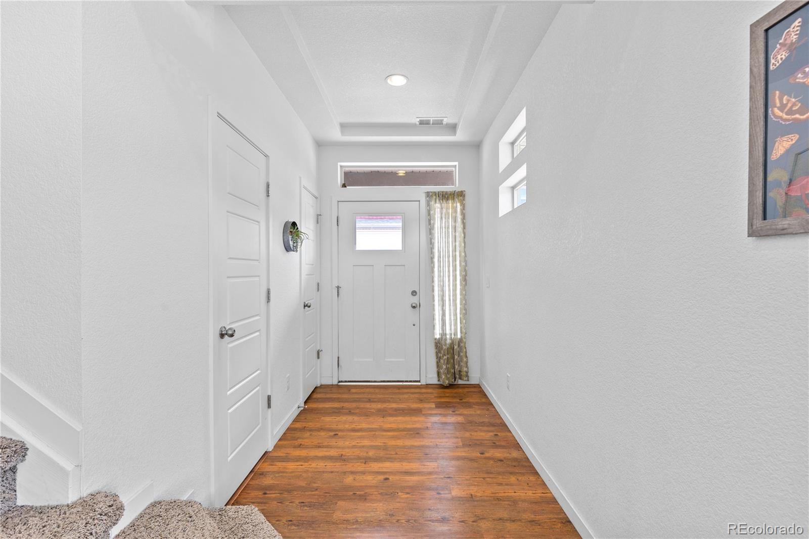 MLS Image #5 for 18631 e 53rd avenue,denver, Colorado