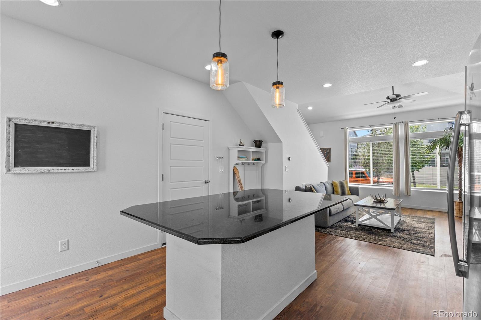 MLS Image #8 for 18631 e 53rd avenue,denver, Colorado