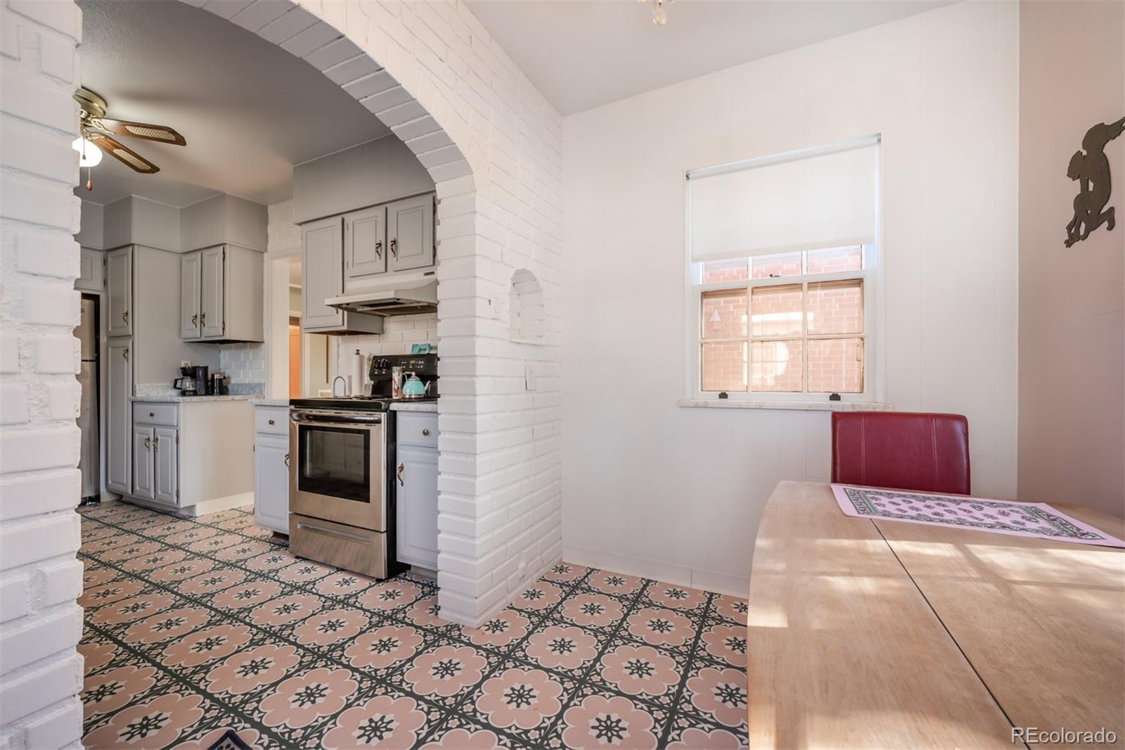 MLS Image #12 for 319  lincoln street,pueblo, Colorado
