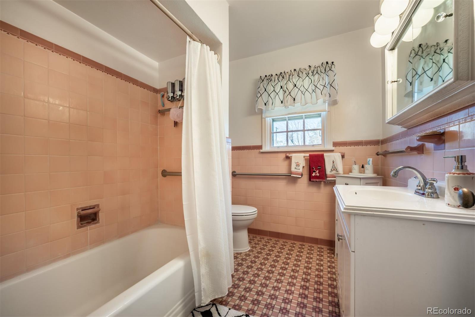 MLS Image #16 for 319  lincoln street,pueblo, Colorado