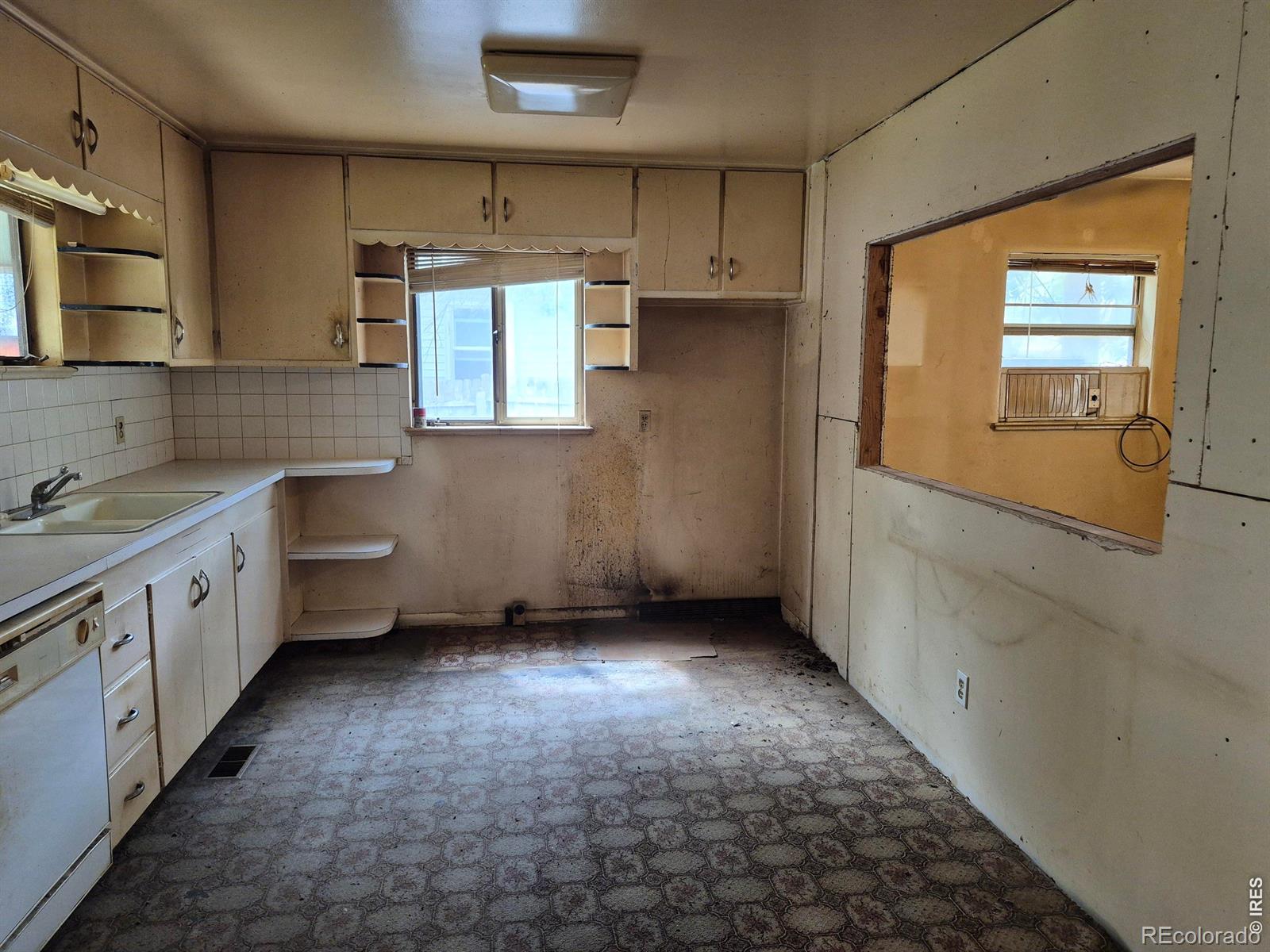 MLS Image #6 for 930  emery street,longmont, Colorado