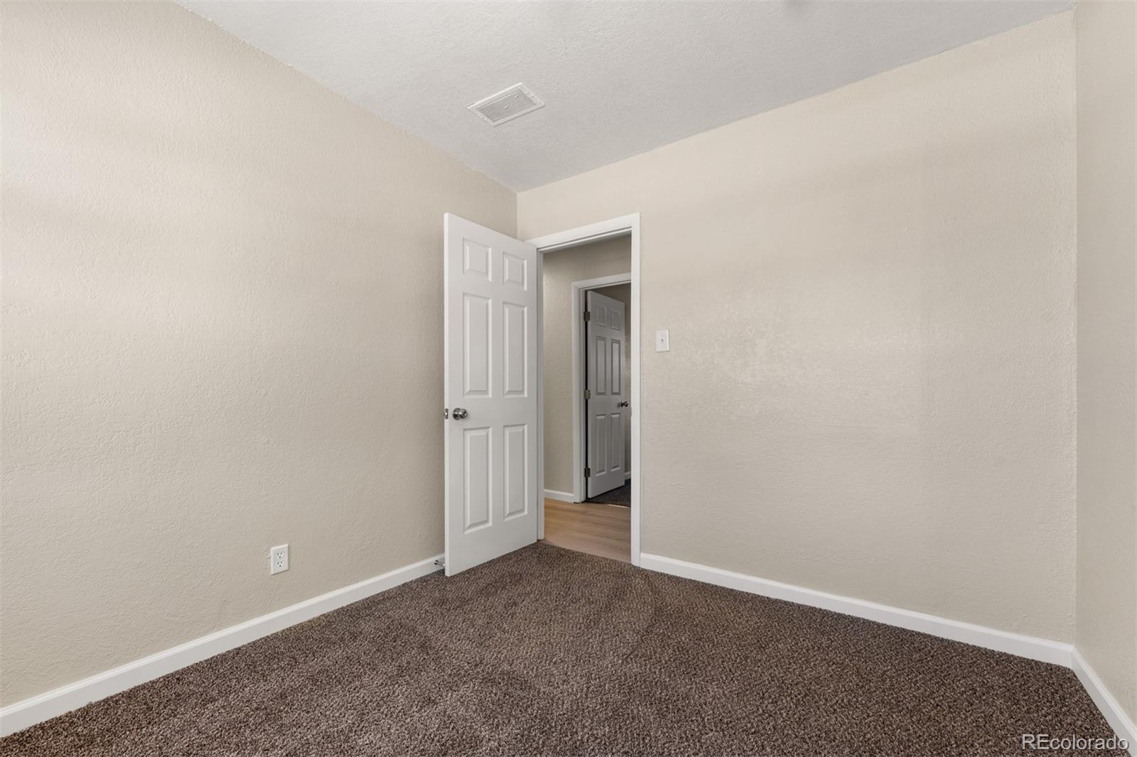 MLS Image #11 for 2102 w 29th street,pueblo, Colorado