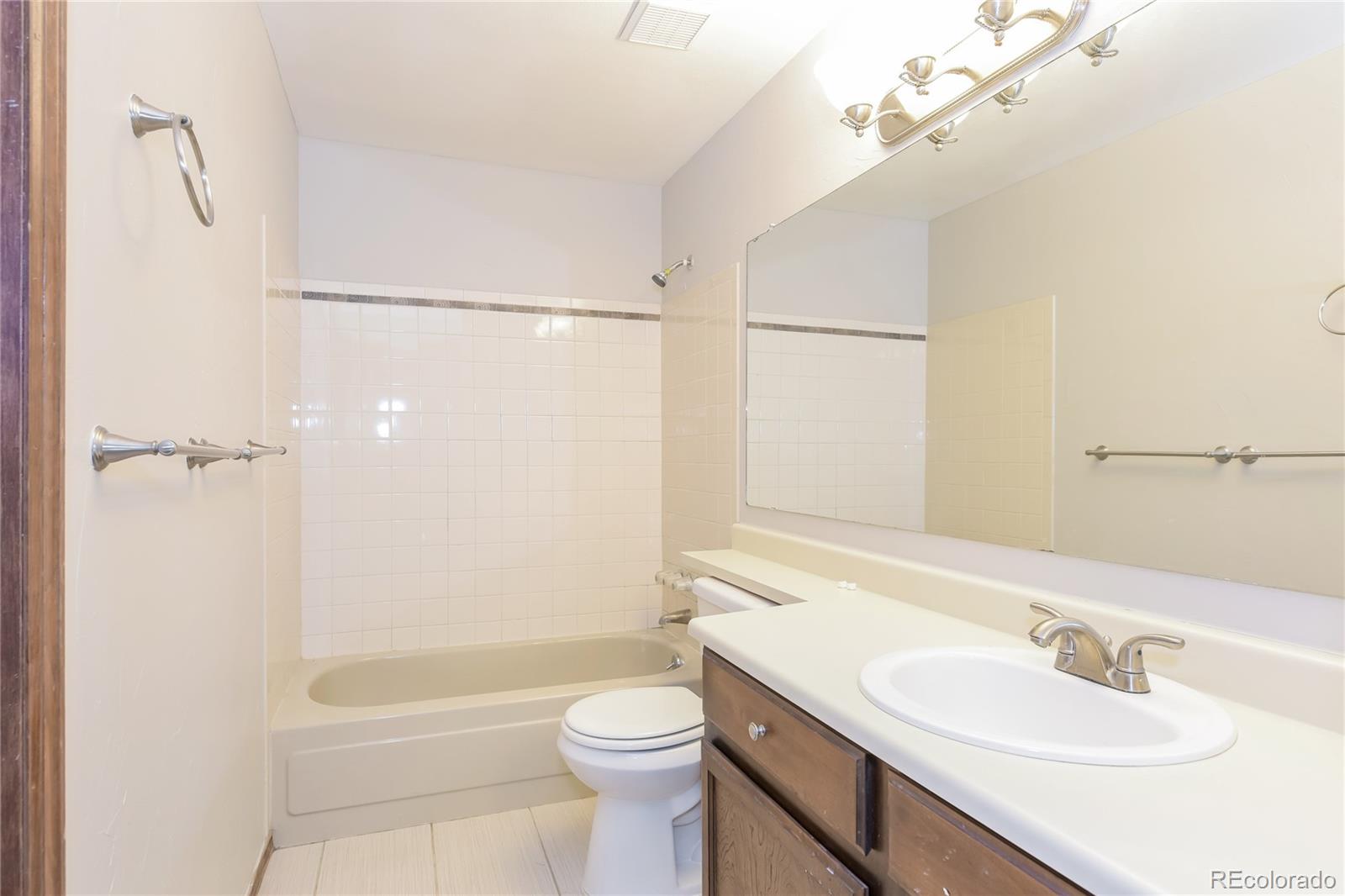 MLS Image #9 for 4050 s espana way,aurora, Colorado