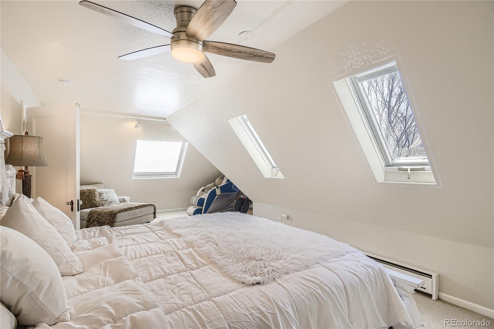 MLS Image #12 for 1400 s vine street,denver, Colorado