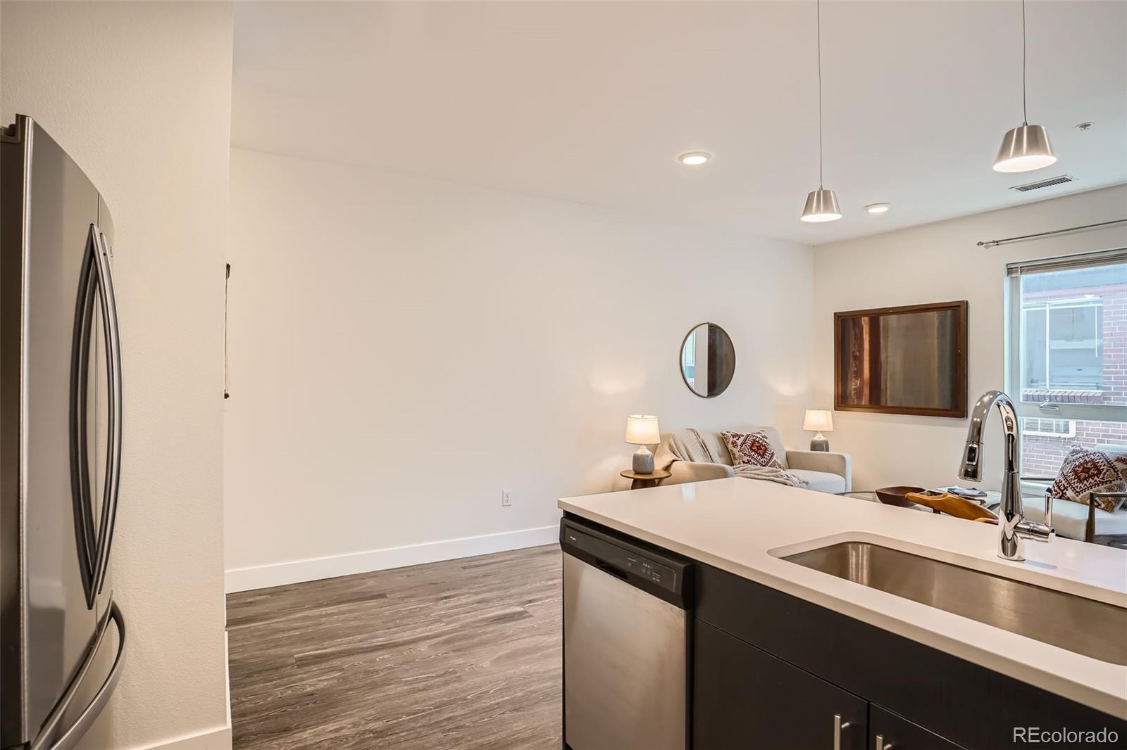 MLS Image #4 for 2374 s university boulevard,denver, Colorado