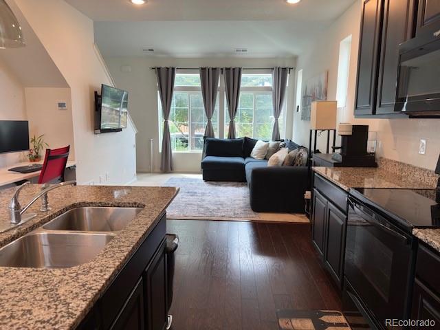 MLS Image #6 for 200 s oak hill street,aurora, Colorado