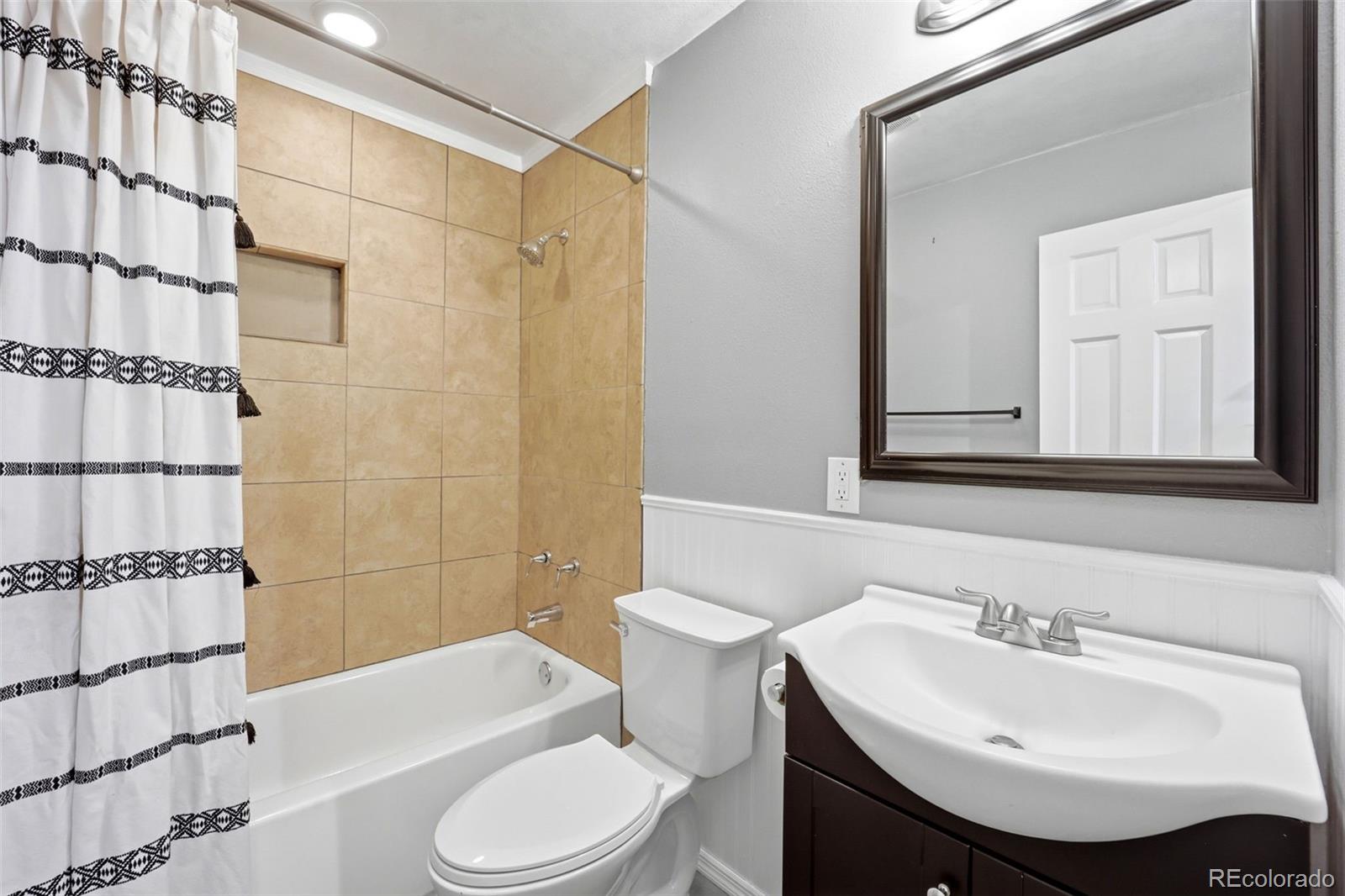 MLS Image #14 for 19066 w 59th drive,golden, Colorado
