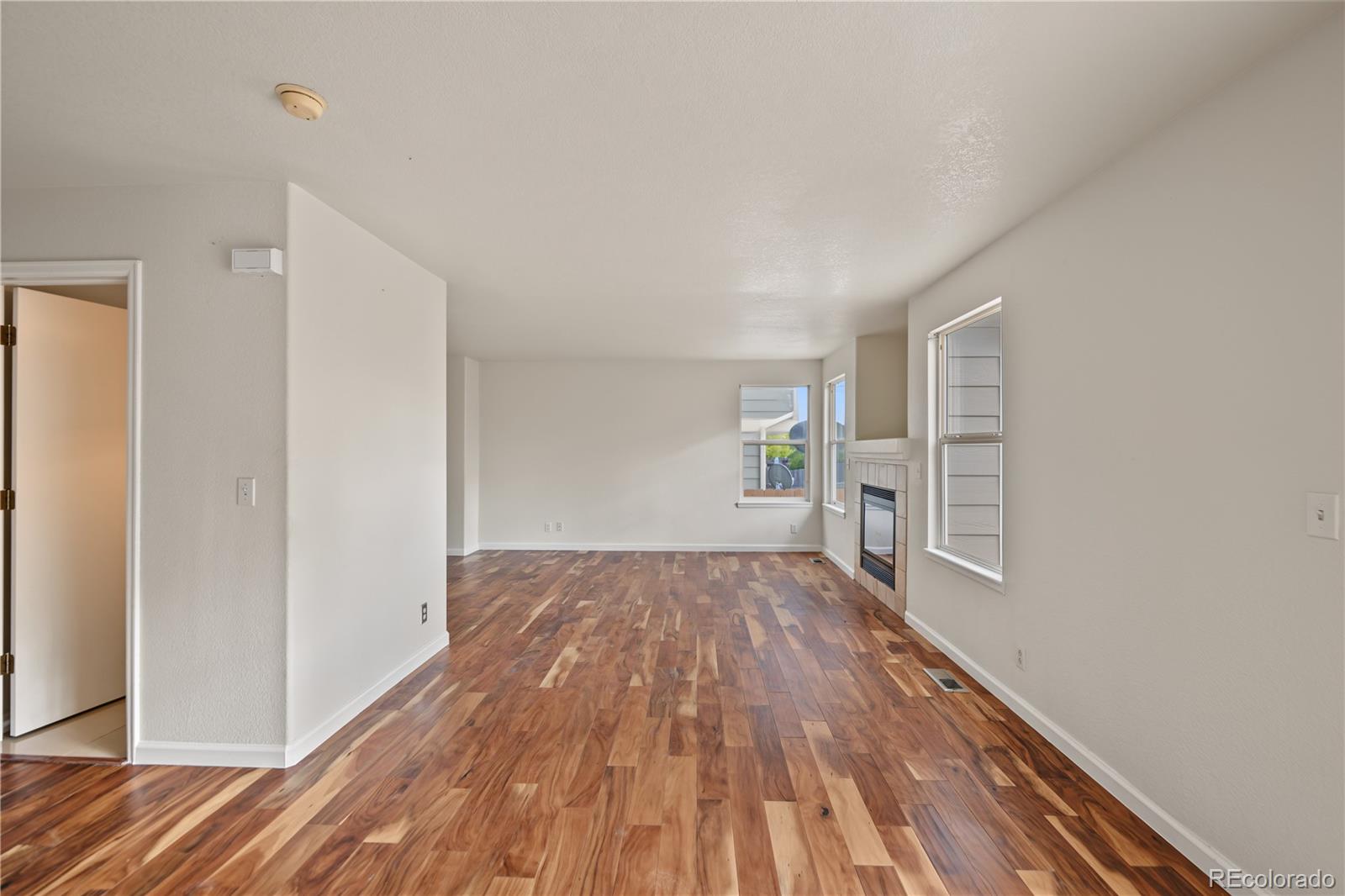 MLS Image #11 for 11091  clayton street,northglenn, Colorado