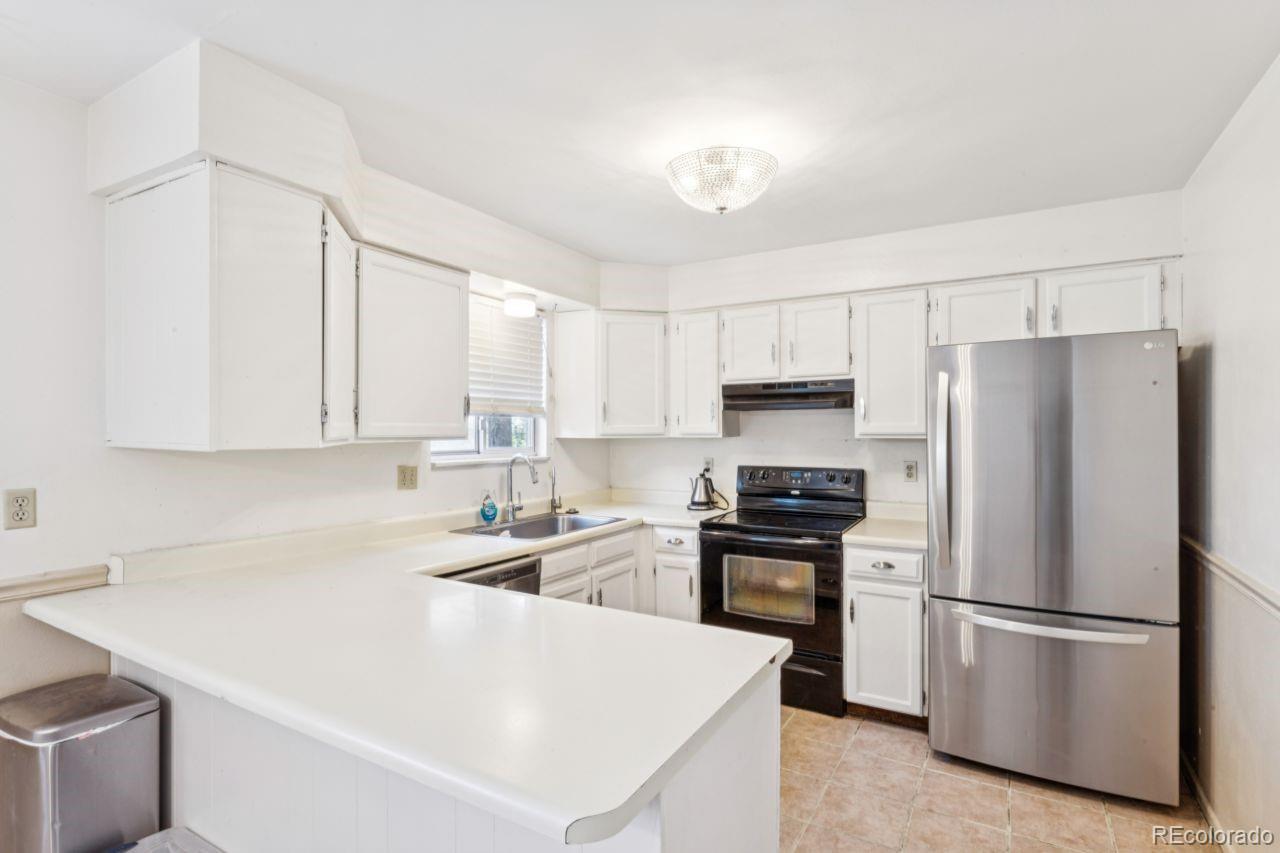 MLS Image #12 for 16976 e progress circle,aurora, Colorado
