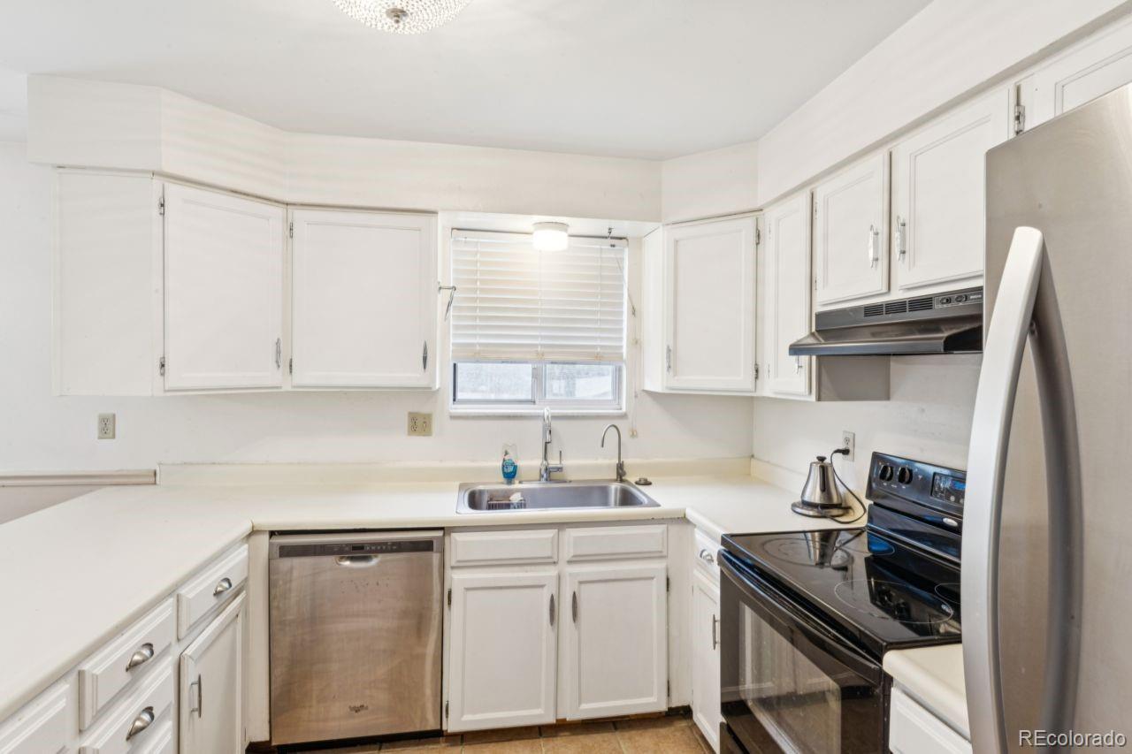 MLS Image #13 for 16976 e progress circle,aurora, Colorado