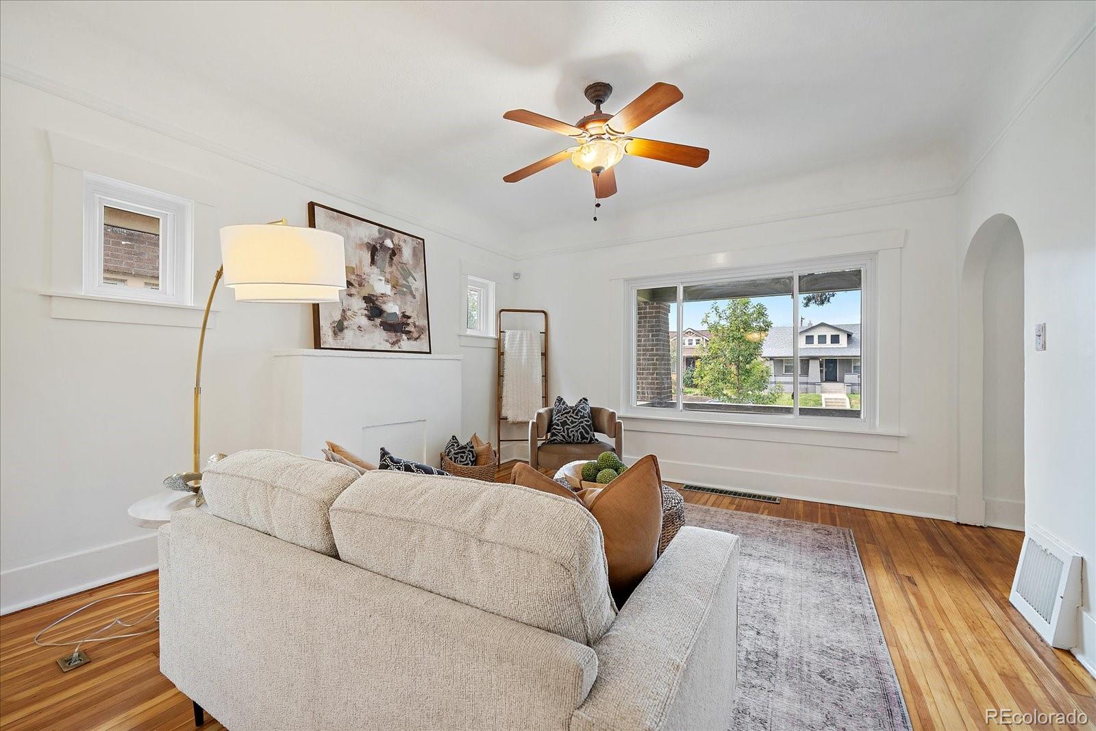 MLS Image #5 for 3328 n race street,denver, Colorado