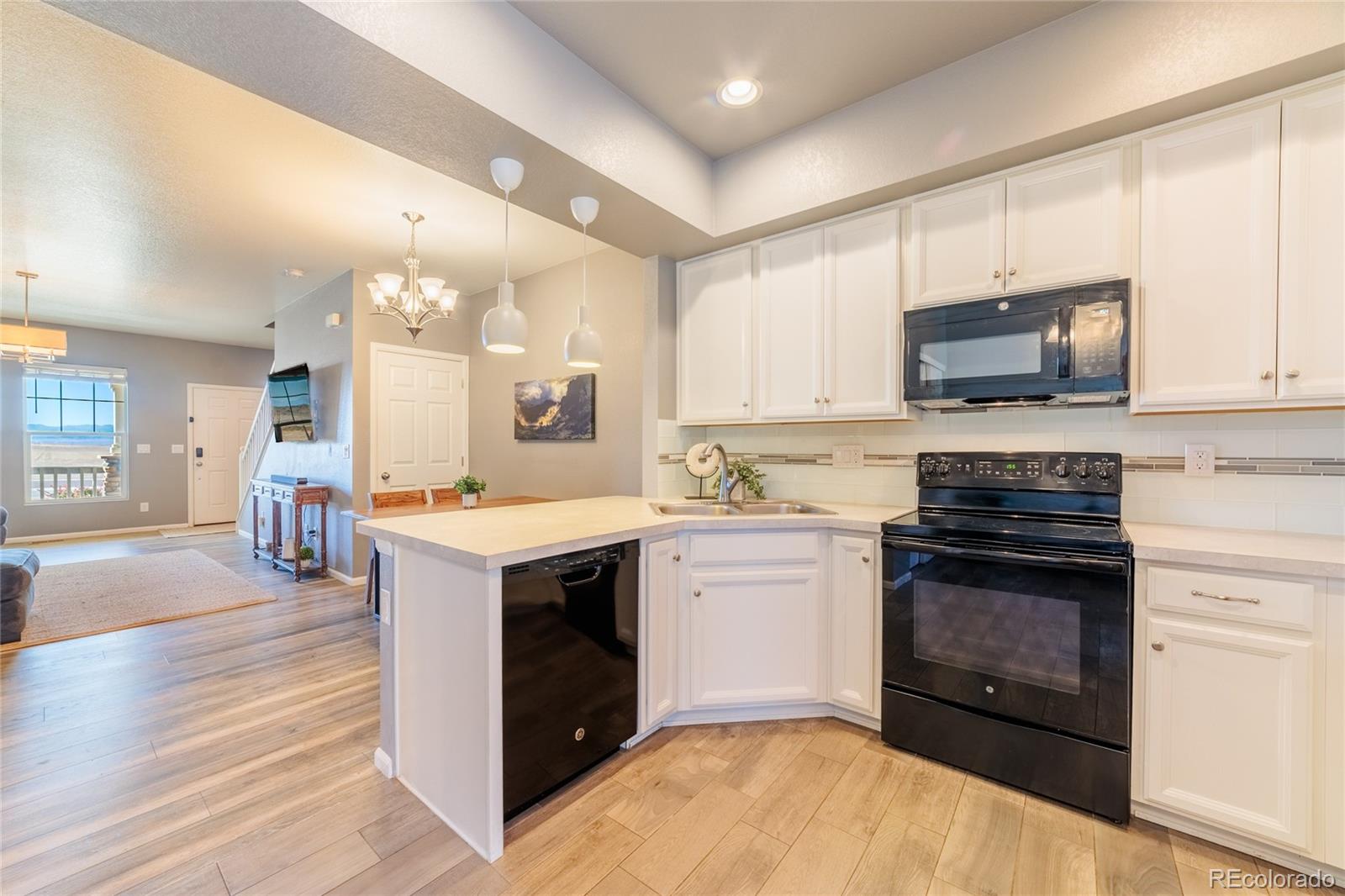 MLS Image #12 for 15612 e 96th way,commerce city, Colorado