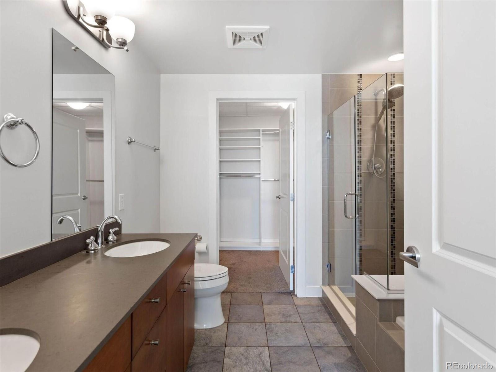 MLS Image #11 for 2001  lincoln street,denver, Colorado
