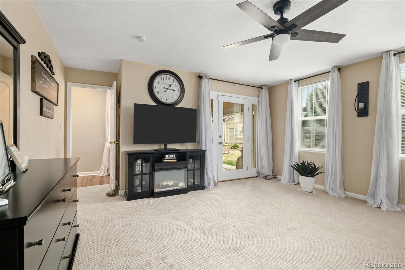 MLS Image #25 for 6691 s abilene way,centennial, Colorado