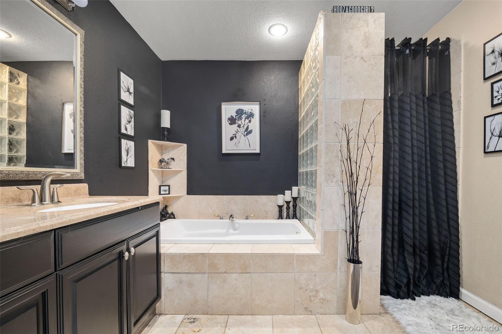 MLS Image #28 for 6691 s abilene way,centennial, Colorado