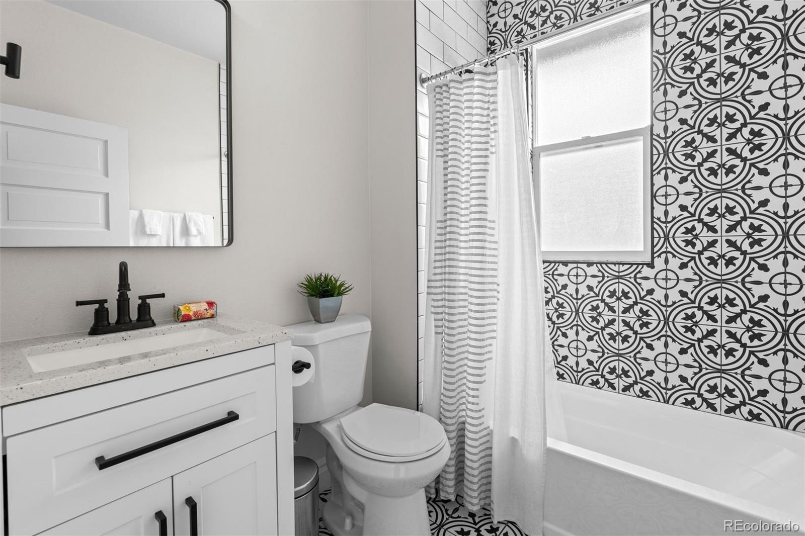 MLS Image #21 for 2940  grove street,denver, Colorado