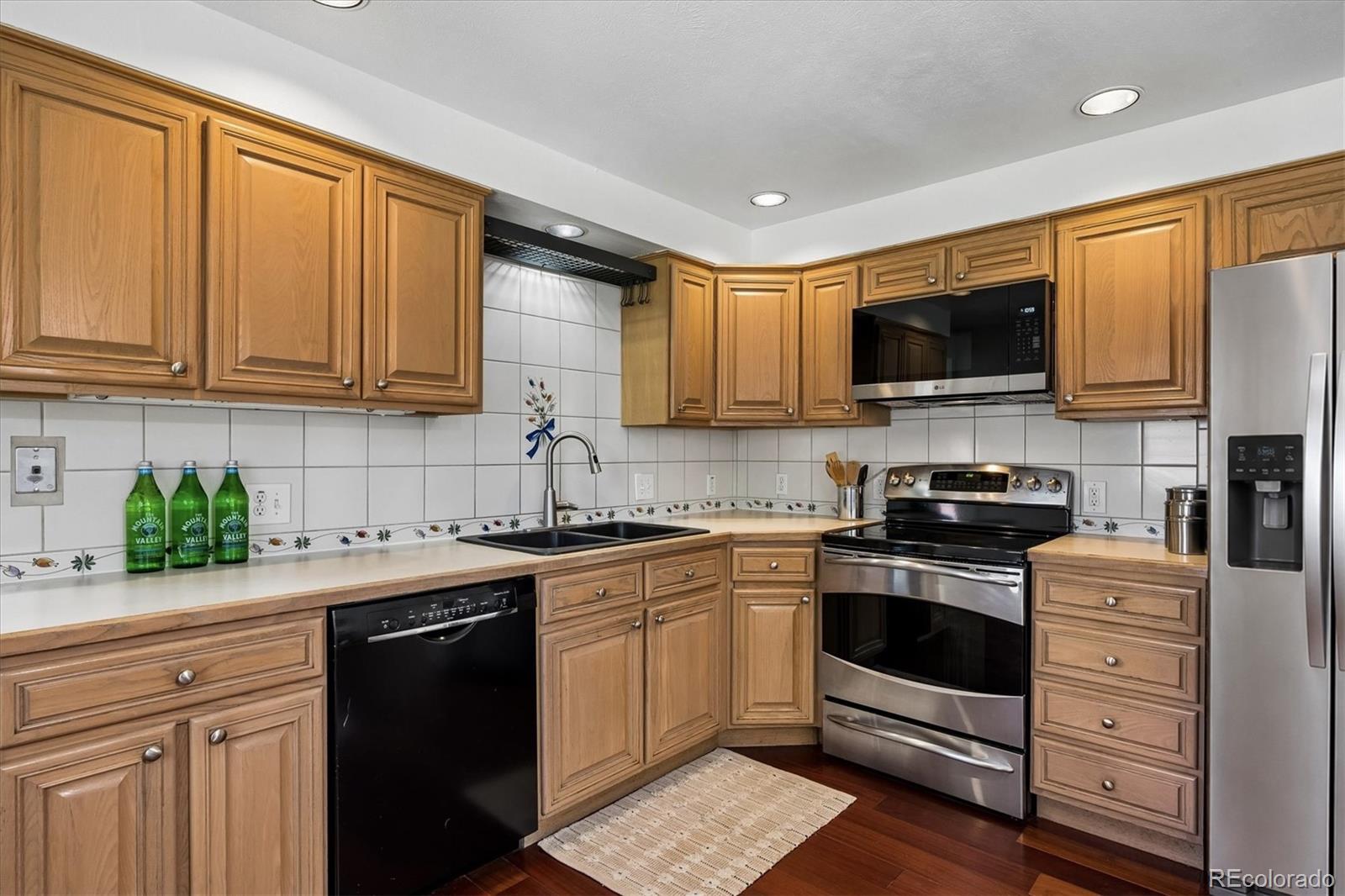 MLS Image #5 for 7757  newman street,arvada, Colorado