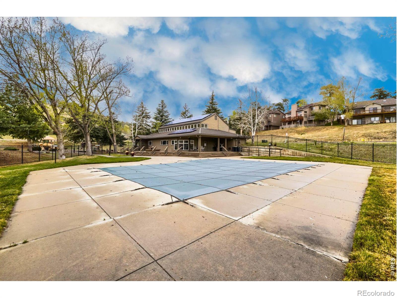 MLS Image #18 for 23551  genesee village road 15h,golden, Colorado