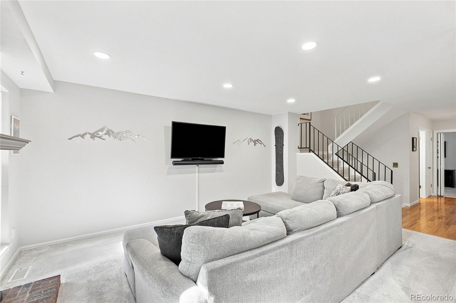 MLS Image #12 for 7925 w layton avenue,denver, Colorado