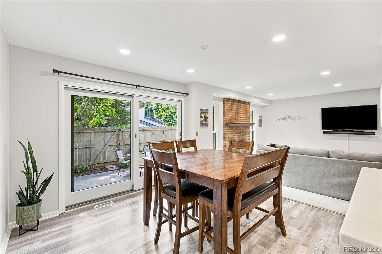 MLS Image #17 for 7925 w layton avenue,denver, Colorado