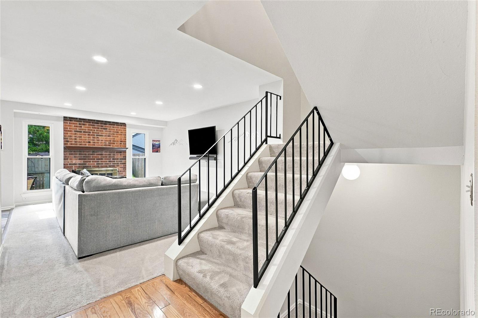 MLS Image #8 for 7925 w layton avenue,denver, Colorado