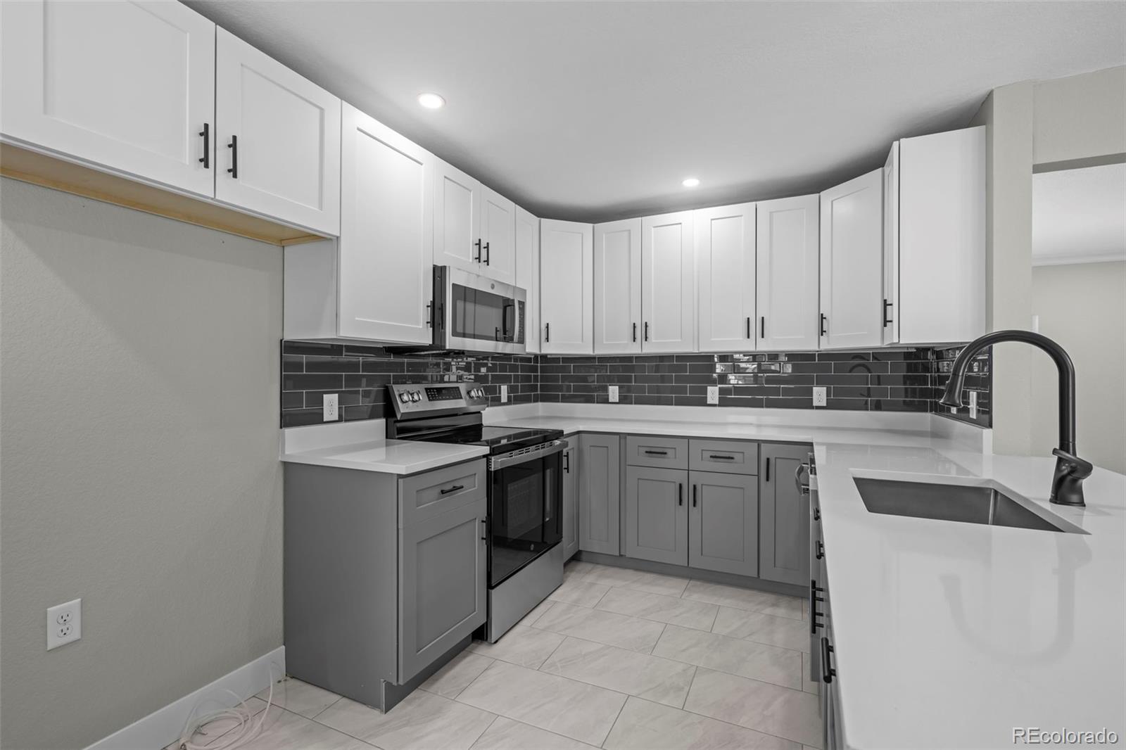 MLS Image #8 for 10865 w 39th place,wheat ridge, Colorado