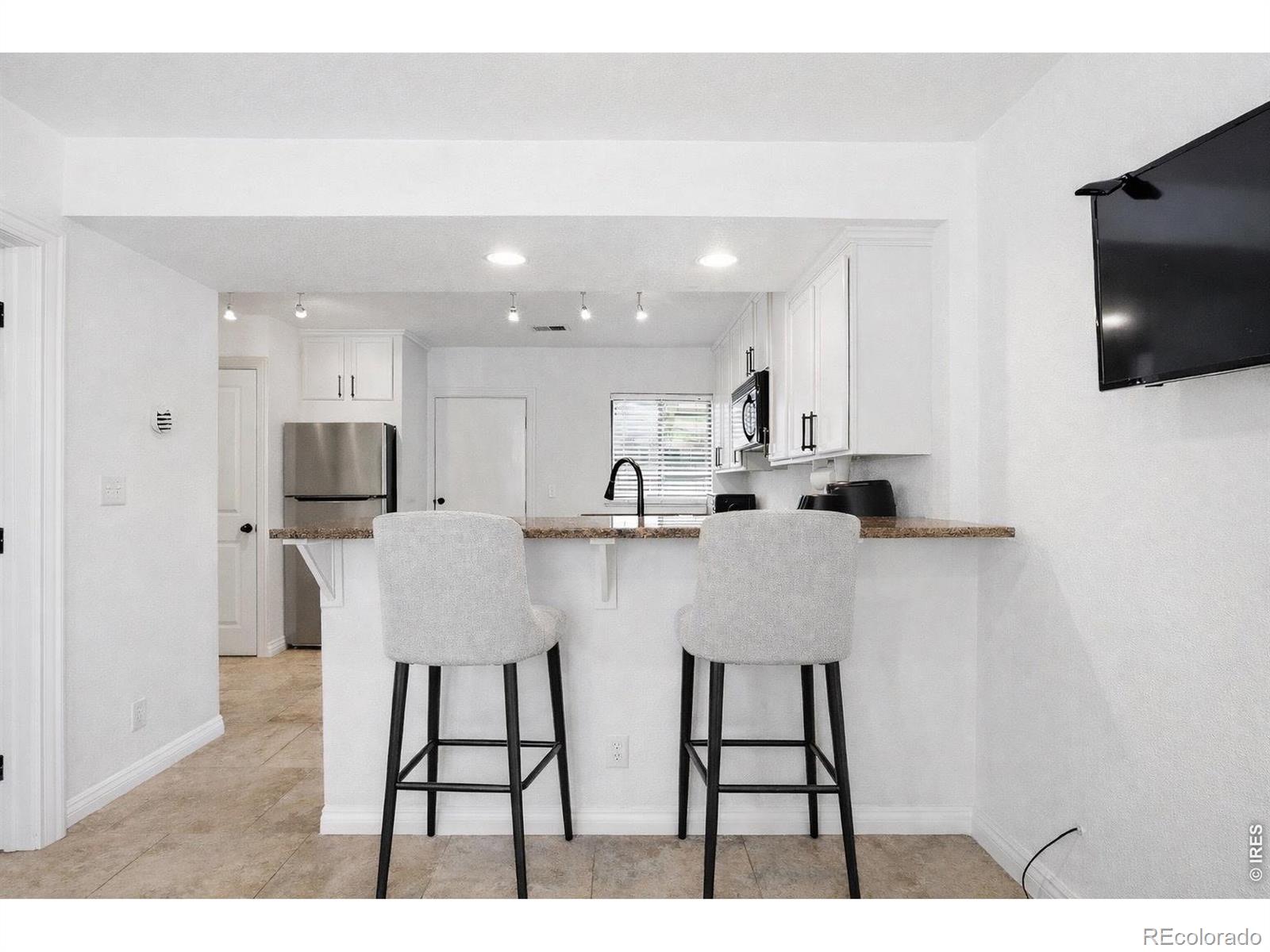MLS Image #3 for 3321  eliot street,denver, Colorado