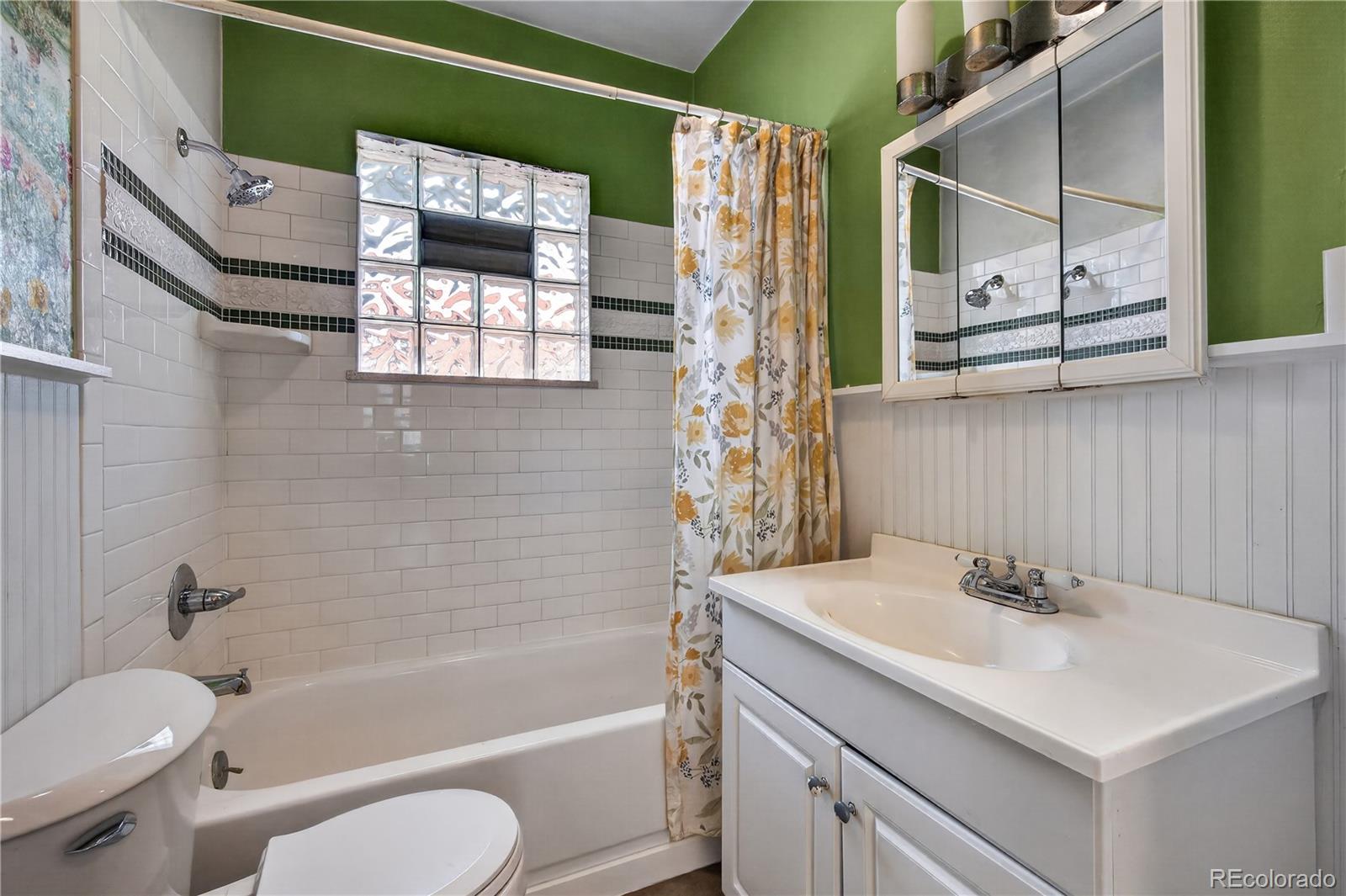 MLS Image #15 for 4015 n clay street,denver, Colorado