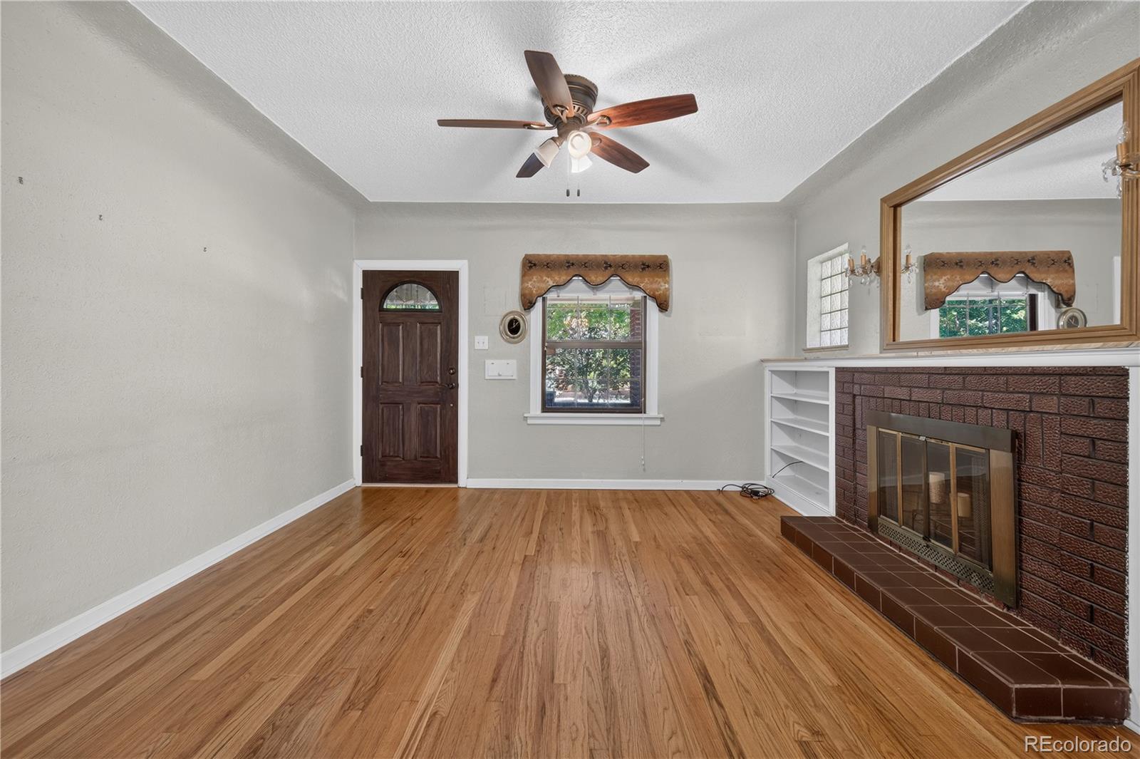 MLS Image #2 for 4015 n clay street,denver, Colorado