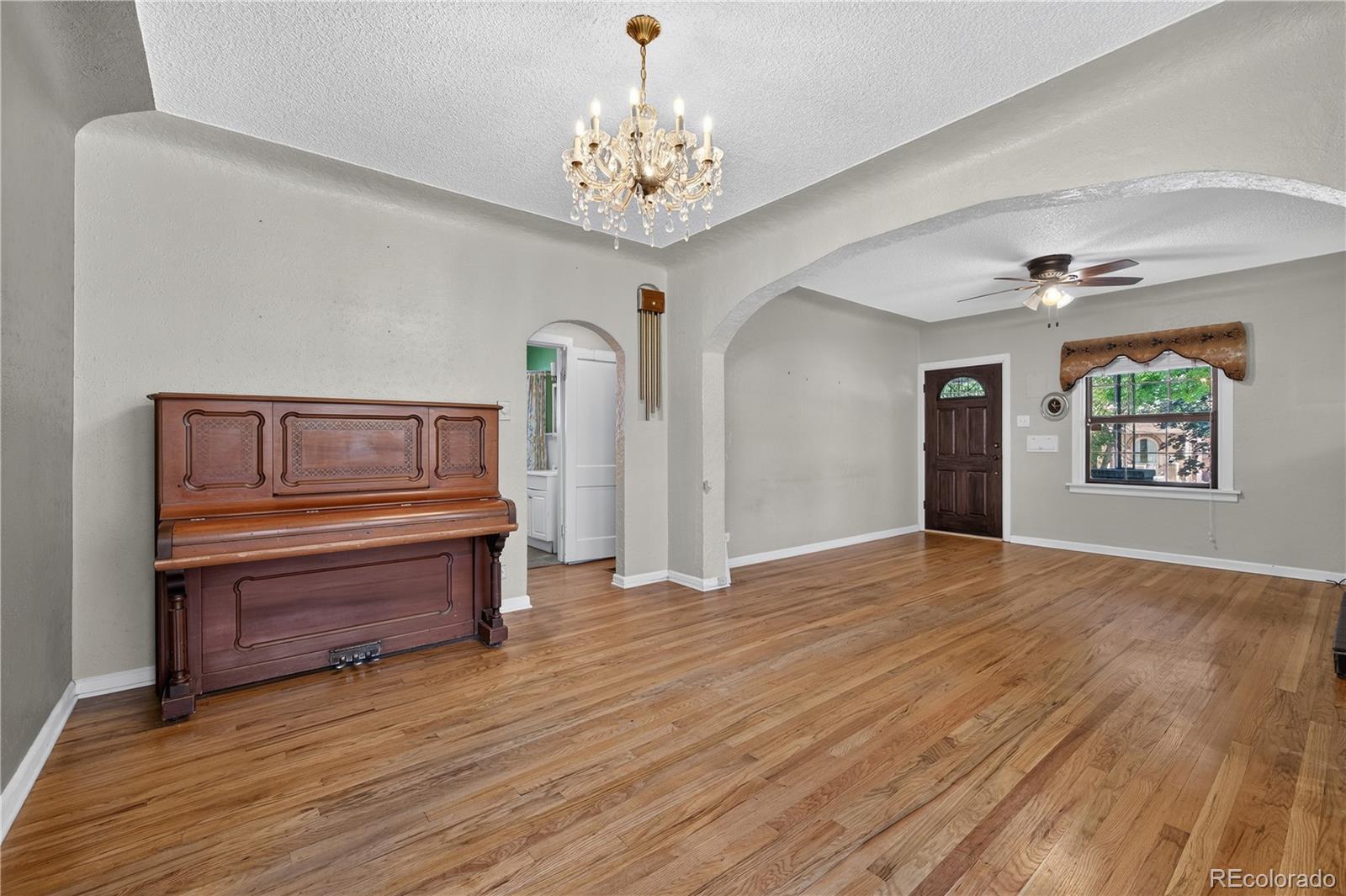 MLS Image #7 for 4015 n clay street,denver, Colorado