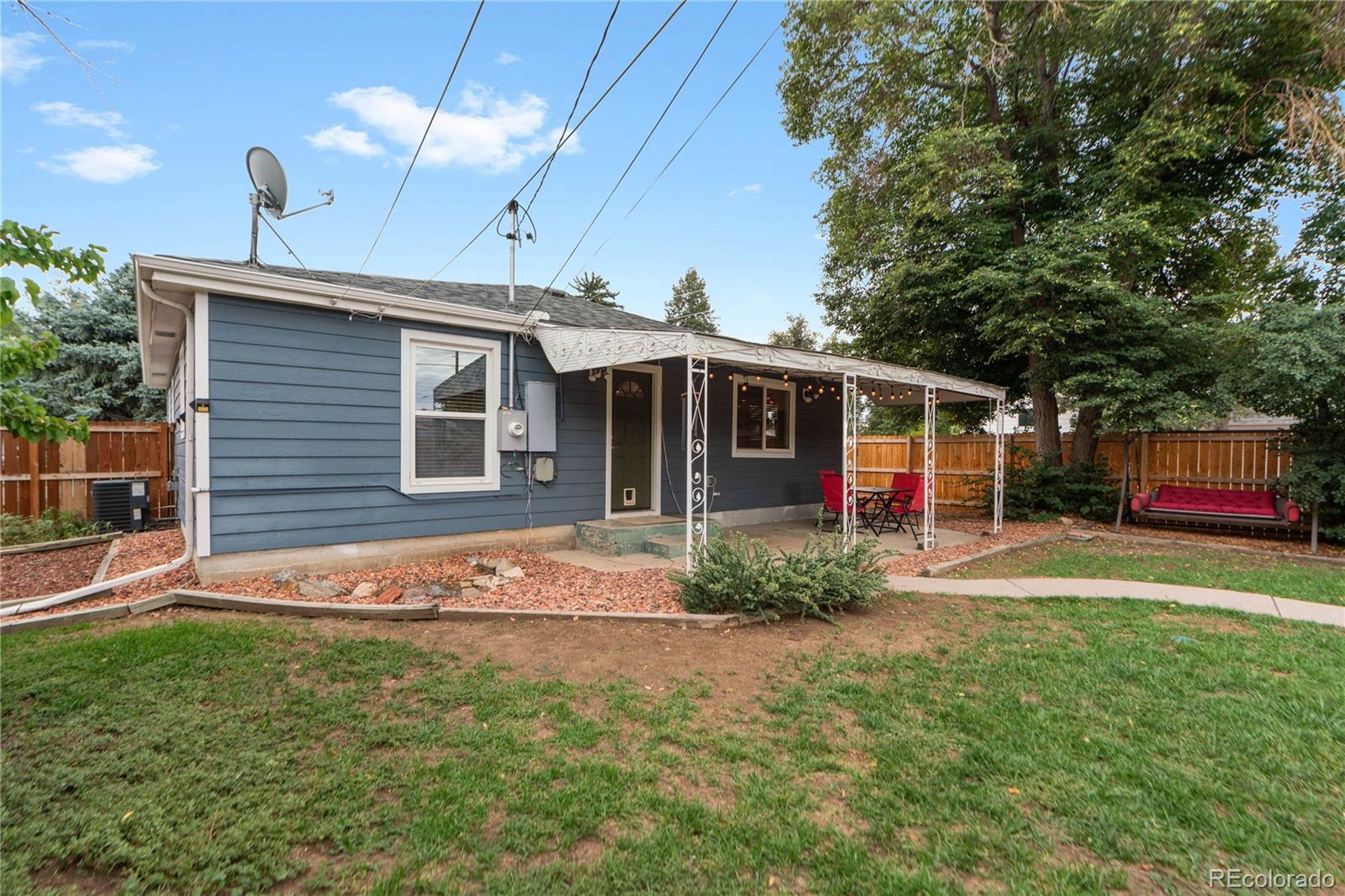 MLS Image #24 for 1701  spruce street,denver, Colorado