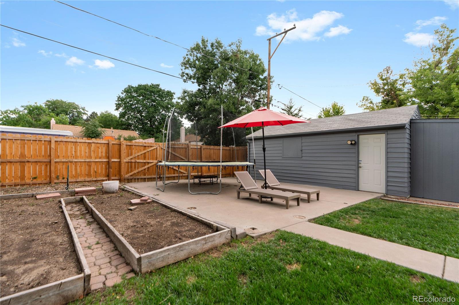 MLS Image #29 for 1701  spruce street,denver, Colorado