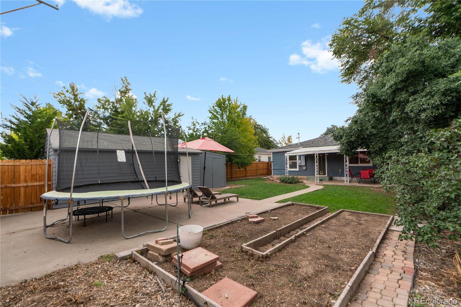 MLS Image #31 for 1701  spruce street,denver, Colorado