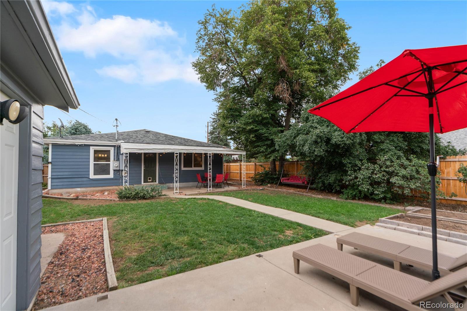 MLS Image #33 for 1701  spruce street,denver, Colorado