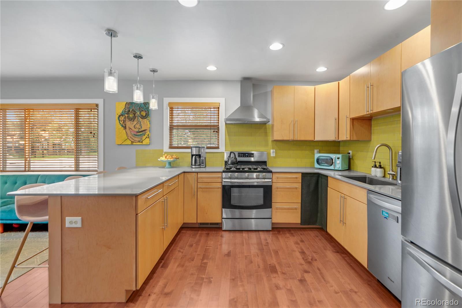 MLS Image #9 for 1701  spruce street,denver, Colorado