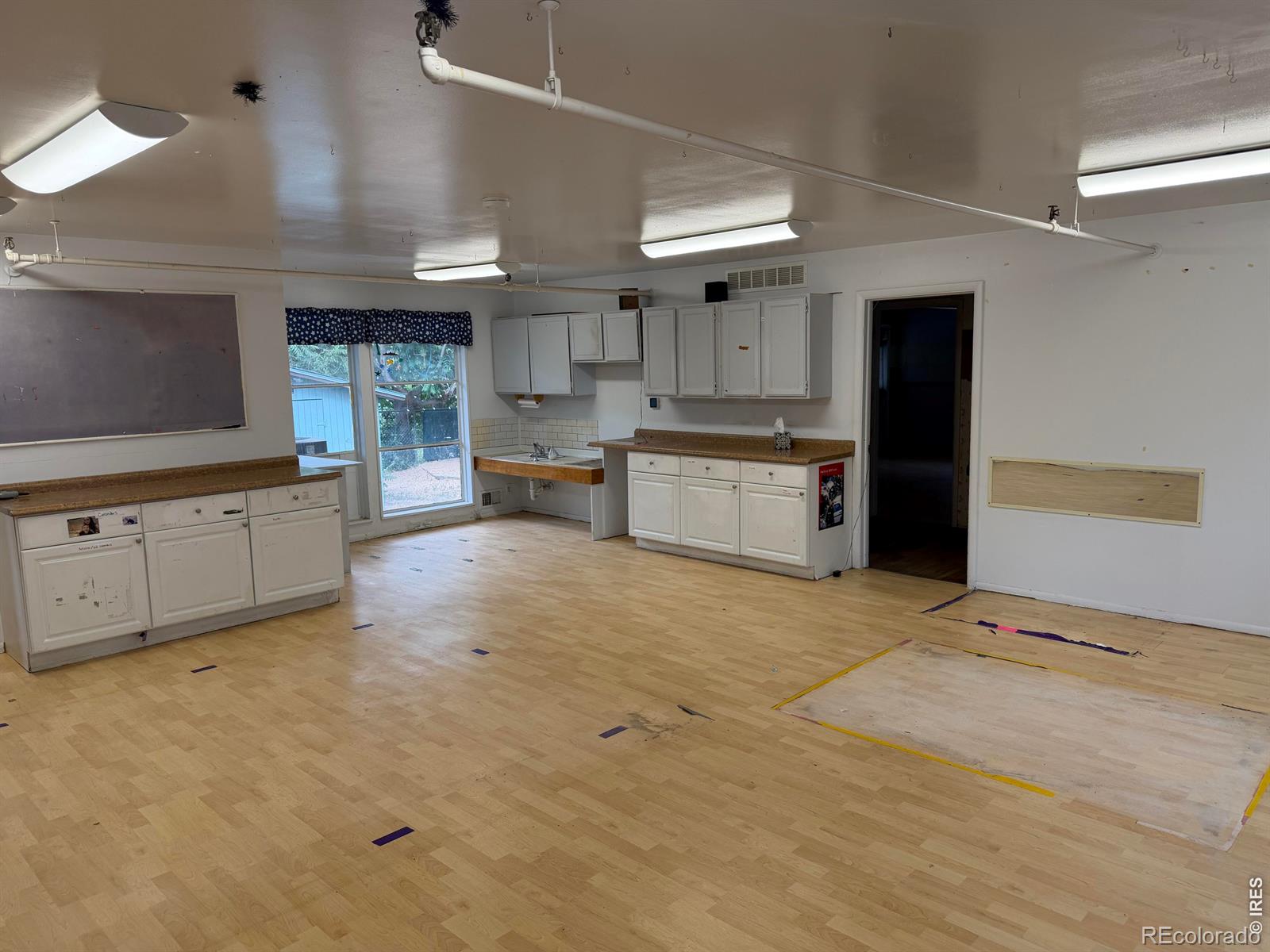 MLS Image #4 for 3685  martin drive,boulder, Colorado