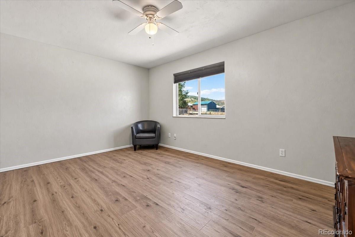 MLS Image #12 for 524 e byers avenue,hot sulphur springs, Colorado