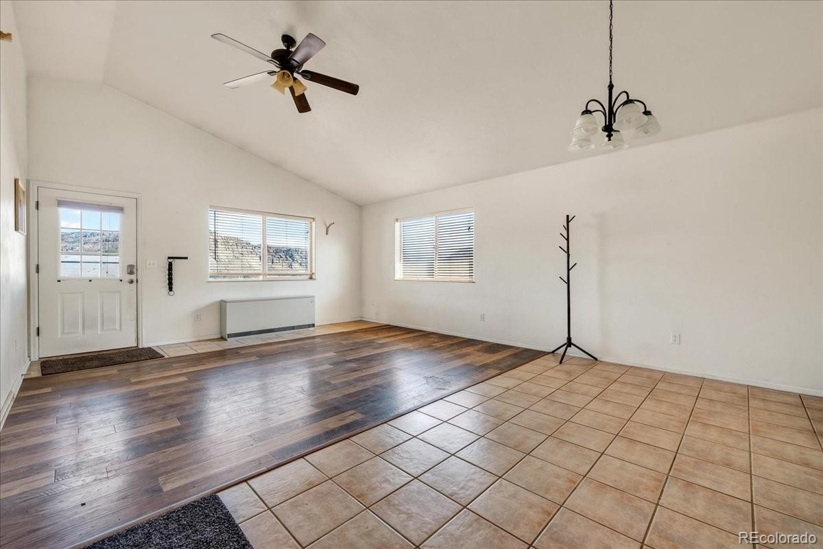MLS Image #7 for 524 e byers avenue,hot sulphur springs, Colorado