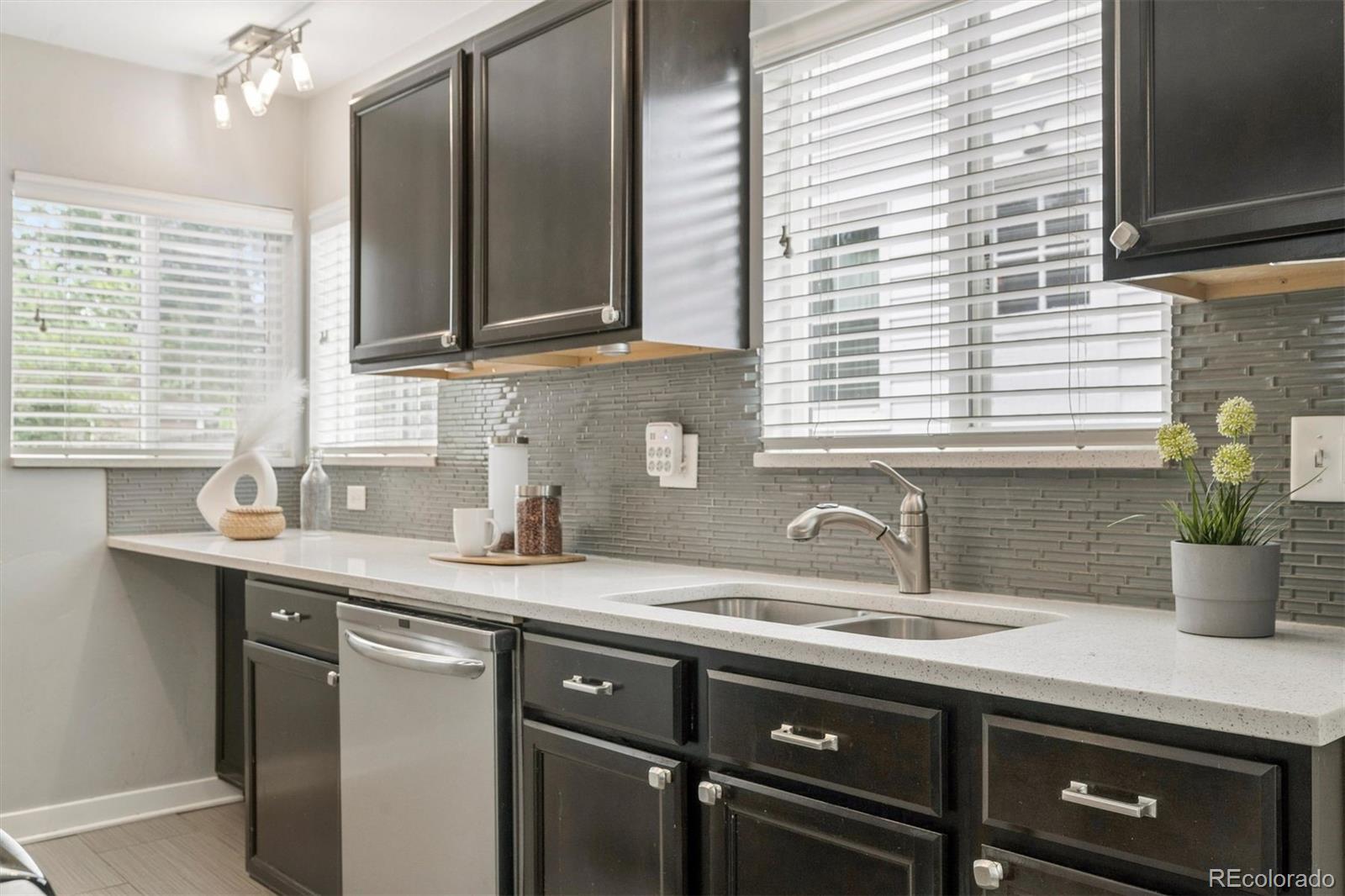 MLS Image #18 for 2536 s race street,denver, Colorado