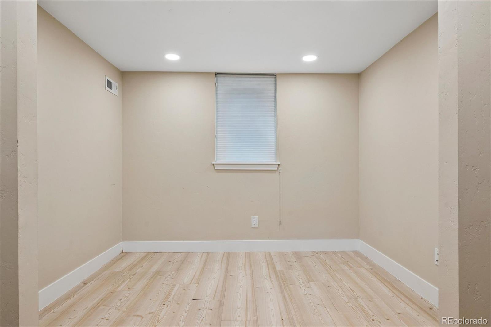 MLS Image #28 for 2536 s race street,denver, Colorado